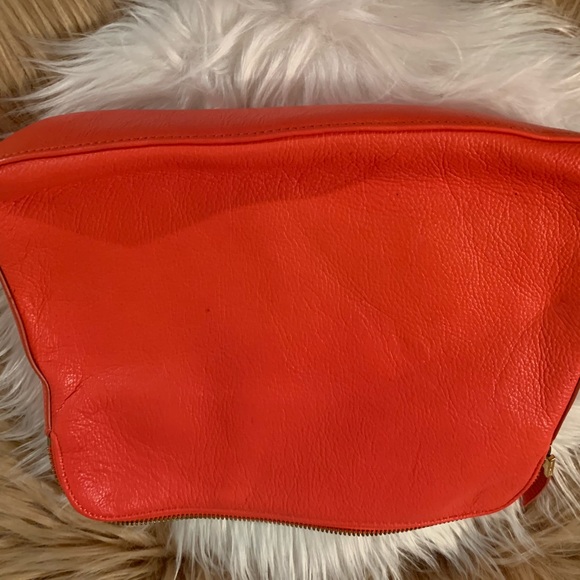 INDIA HICKS CLUTCH. - Picture 3 of 9